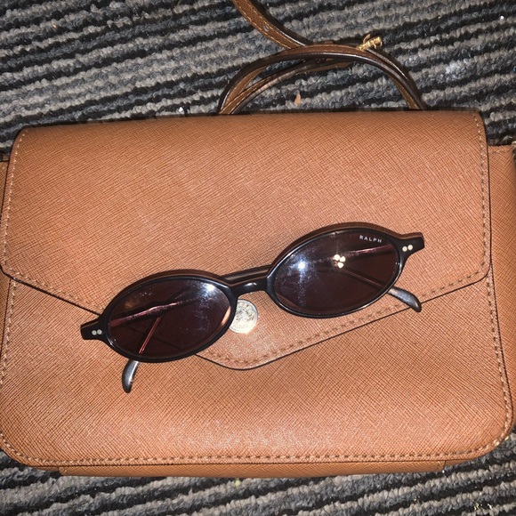 Micheal Kors Cognac Cross body - Picture 8 of 8